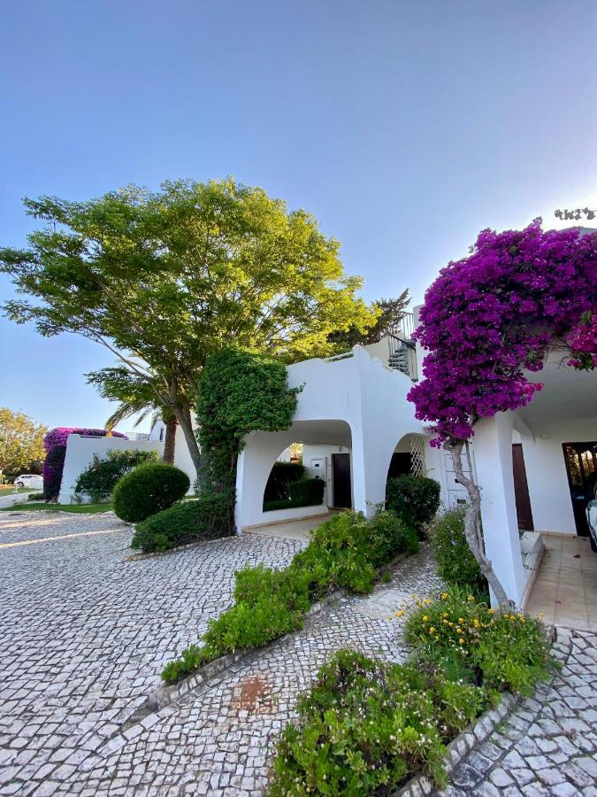 Beautiful Villa With Terrace & Garden Ферагудо Екстериор снимка